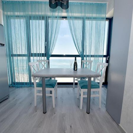 Turquoise By The Sea Apartman Konstanca Kültér fotó