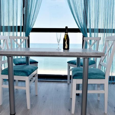 Turquoise By The Sea Apartman Konstanca Kültér fotó